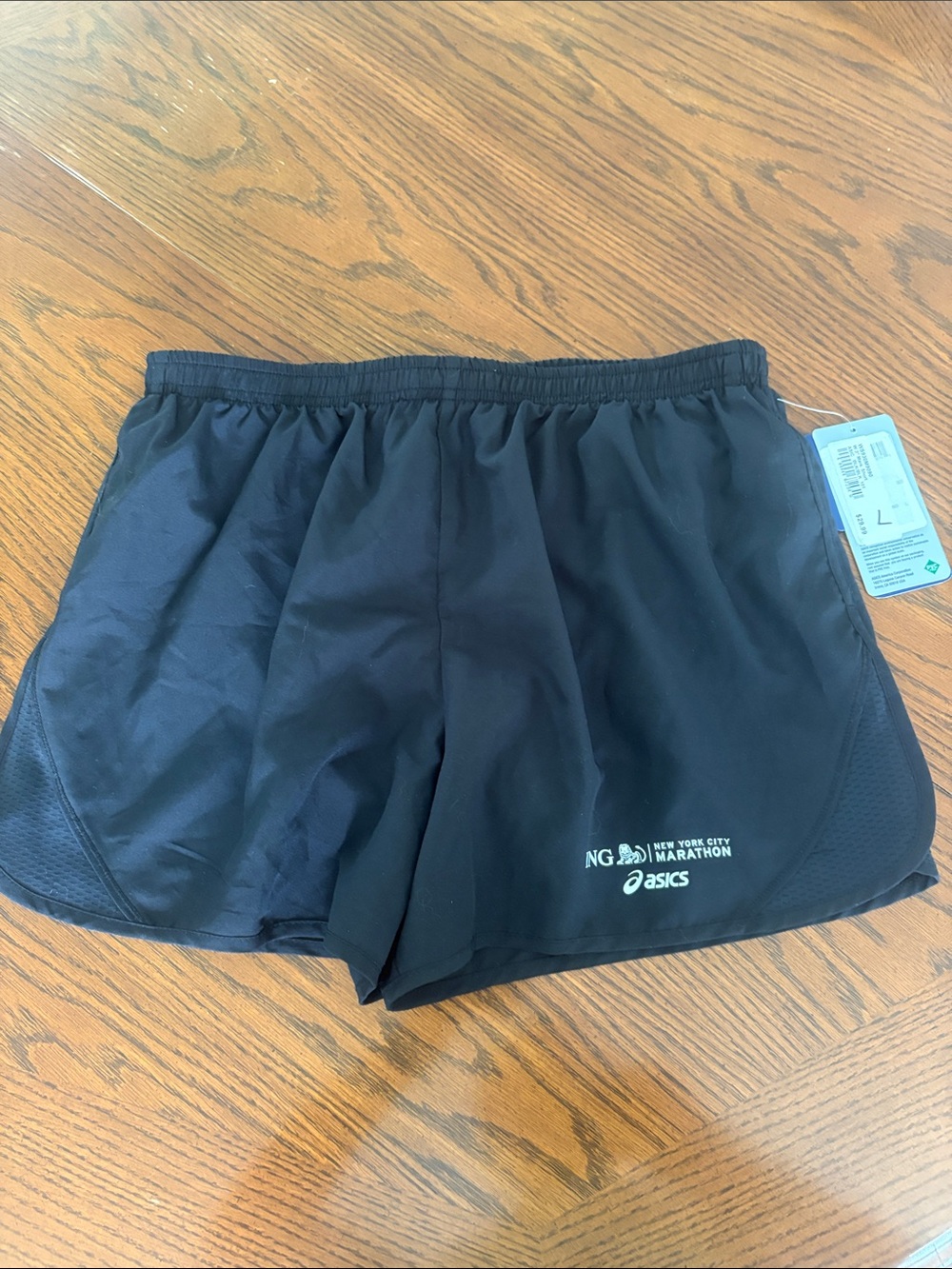 Ladies NWT ASICS Athletic Running Shorts with NY Marathon Logo